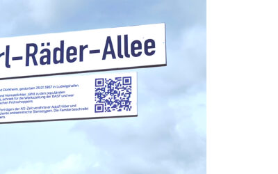 Die Straßenzusatzschilder von Karl-Räder-Allee, Maler-Ernst-Straße und Philipp-Fauth-Straße